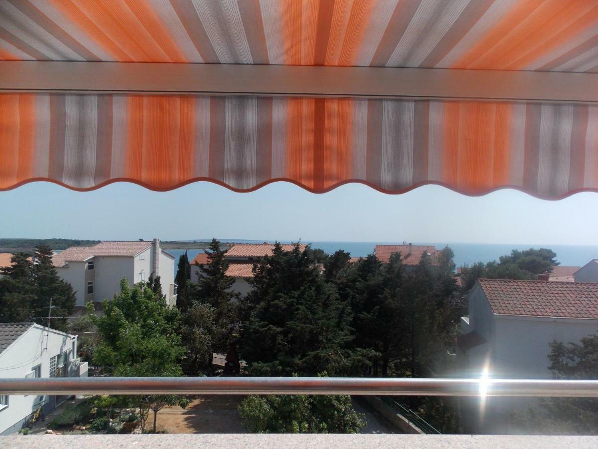Apartmani Emilio Novalja Phòng bức ảnh